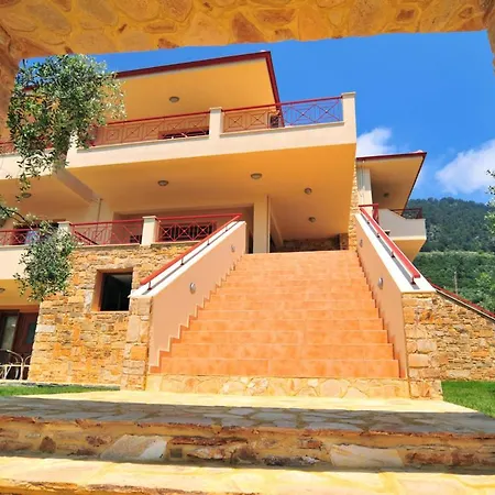 Aparthotel Corali 3*